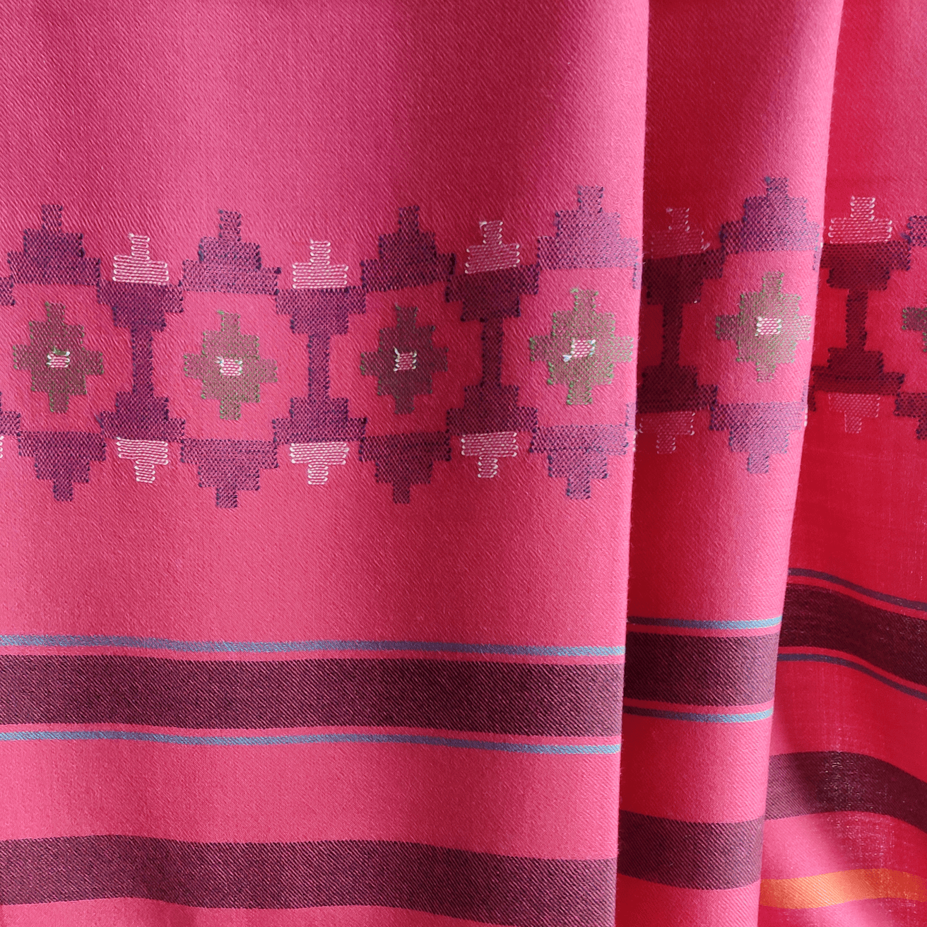 Hand Woven Pure Merino Wool Kullu Shawl - Pink - Bhuttico Shawls