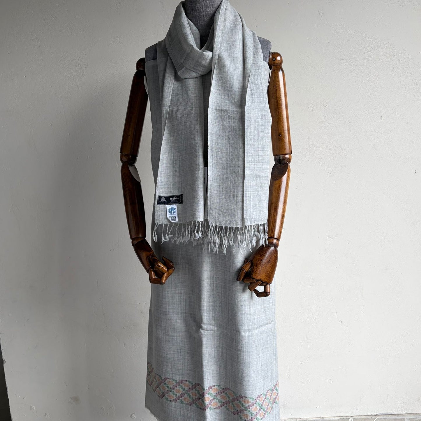 Bhuttico Women’s Merino Woolen Suit Set – Grey