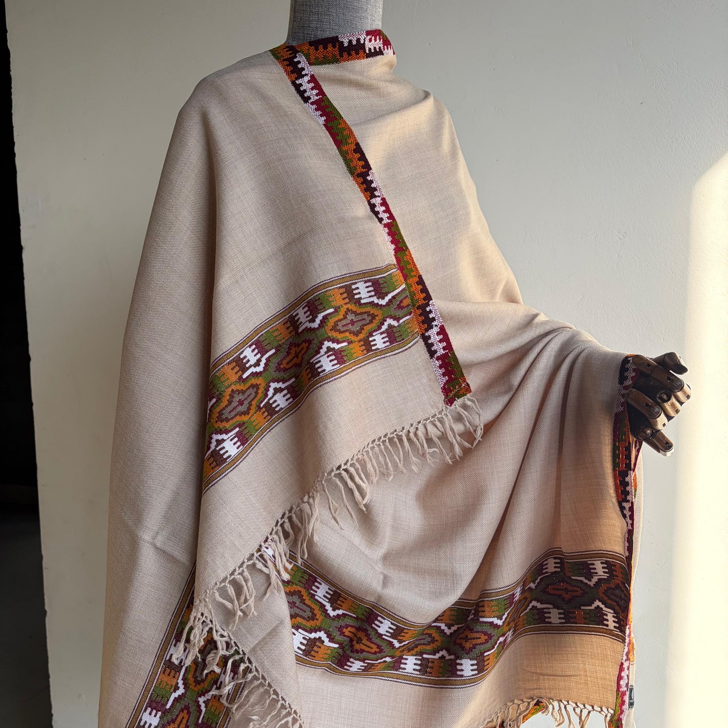 Handloom Pure Merino Wool Shawl (beige)