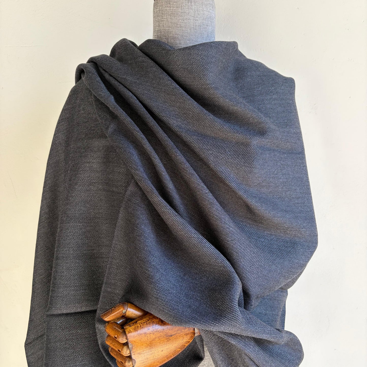 Handwoven Merino Wool Shawl (Charcoal Grey)
