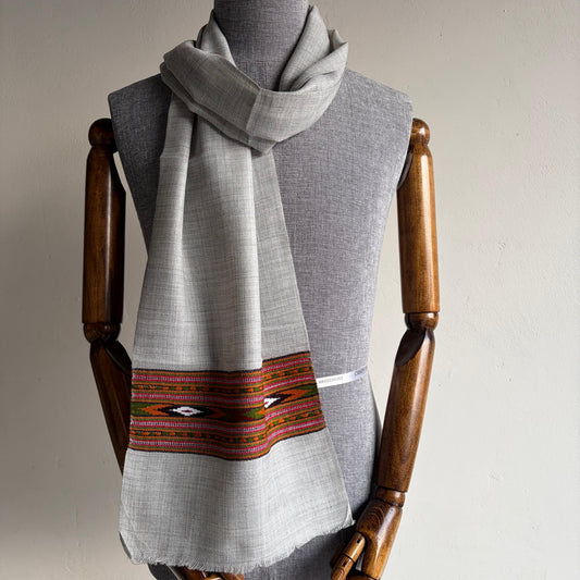 Handwoven Unisex Polywool Muffler (Light Grey)