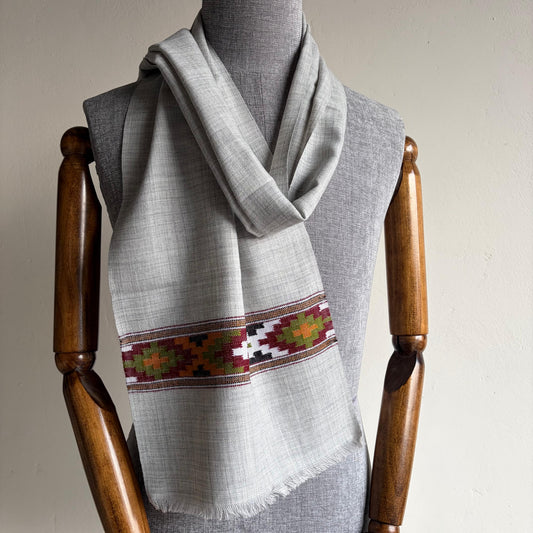 Handwoven Unisex Polywool Muffler (Light Grey)