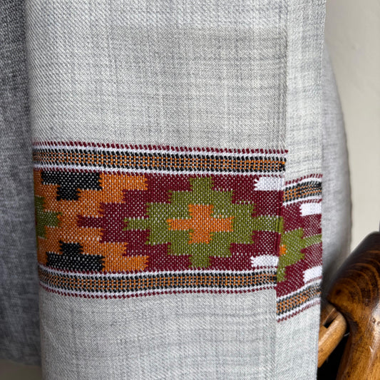 Handwoven Unisex Polywool Muffler (Light Grey)