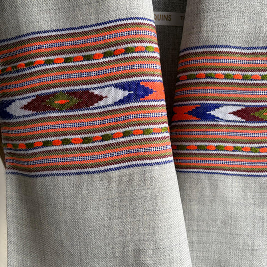 Handwoven Unisex Polywool Muffler (Light Grey)