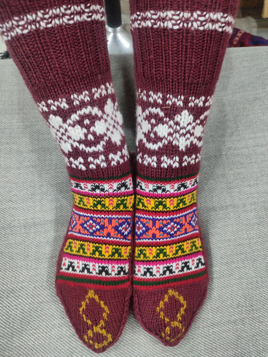 Maroon cashmilion socks