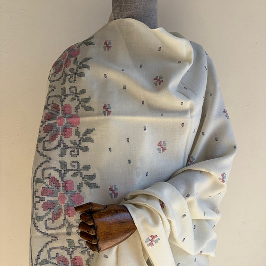 Handwoven Angora and Wool Blend Shawl (white) - Phool Patti Design