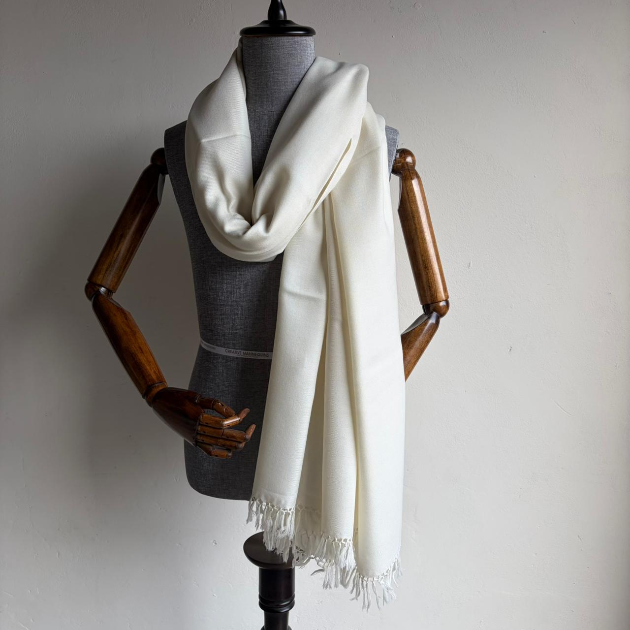 Men’s White Polywool Loi